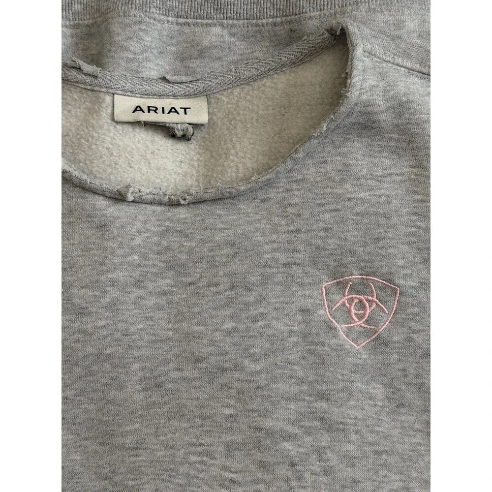 Ariat Women's Gray Fleece Pink Logo Pullover Sweatshirt Western See Measurements
